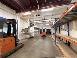 POH LENG INDUSTRIAL BUILDING (D12), Factory #586023521
